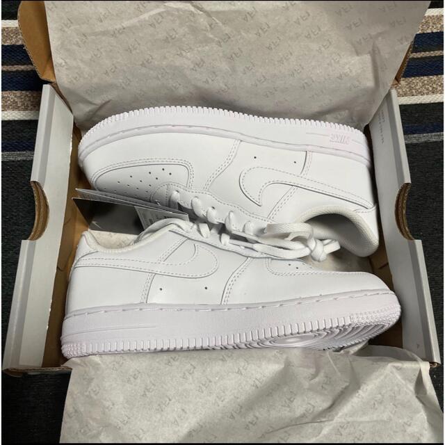 NIKE(ナイキ)のNIKE FORCE 1 LE (PS) 22cm レディースの靴/シューズ(スニーカー)の商品写真