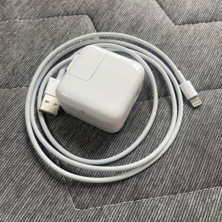 アップル(Apple)のアップル純正品　iPad ACアダプター10W充電器セット iPhone高速充電(バッテリー/充電器)