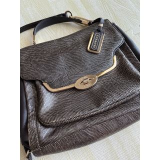 コーチ(COACH)のCOACH ショルダー／ハンドバッグ(ショルダーバッグ)