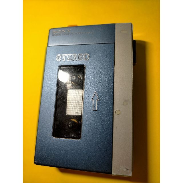 SONY ウォークマン 初代 - 2