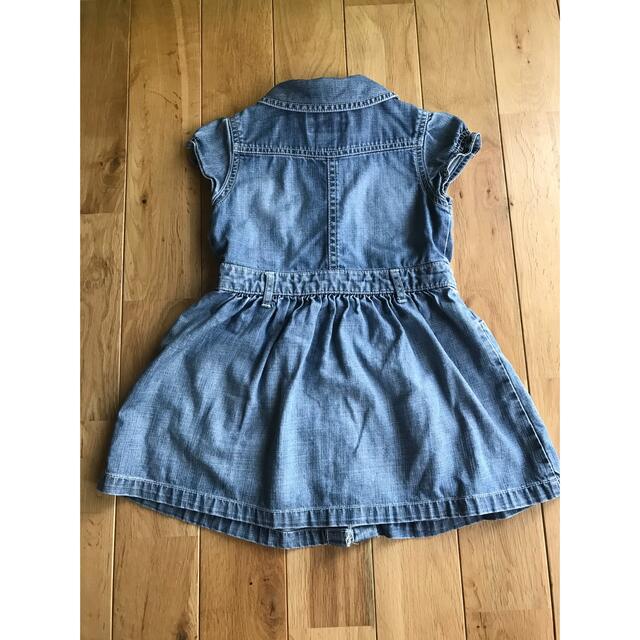 babyGAP(ベビーギャップ)の中古 baby gap 女の子 ベビー 半袖 デニム ワンピース 90センチ キッズ/ベビー/マタニティのキッズ服女の子用(90cm~)(ワンピース)の商品写真