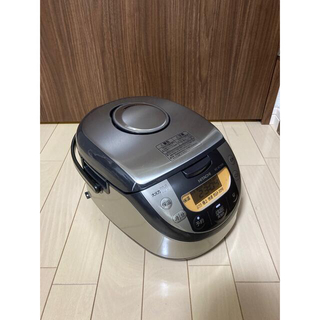 日立 - HITACHI RZ-XC10M(S) IH炊飯器　5.5合 2018年製