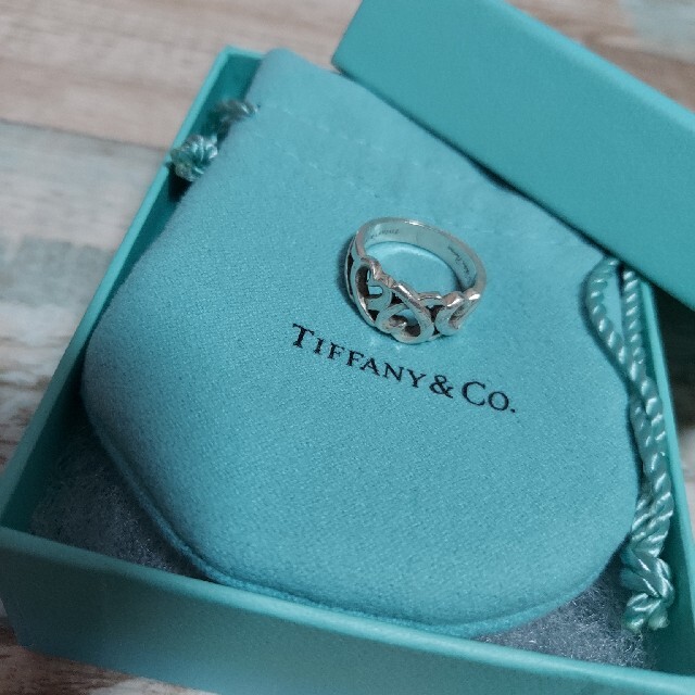 Tiffany & Co.(ティファニー)の智様専用‼️  𝕋𝕚𝕗𝕗𝕒𝕟𝕪♕トリプルハートリング レディースのアクセサリー(リング(指輪))の商品写真