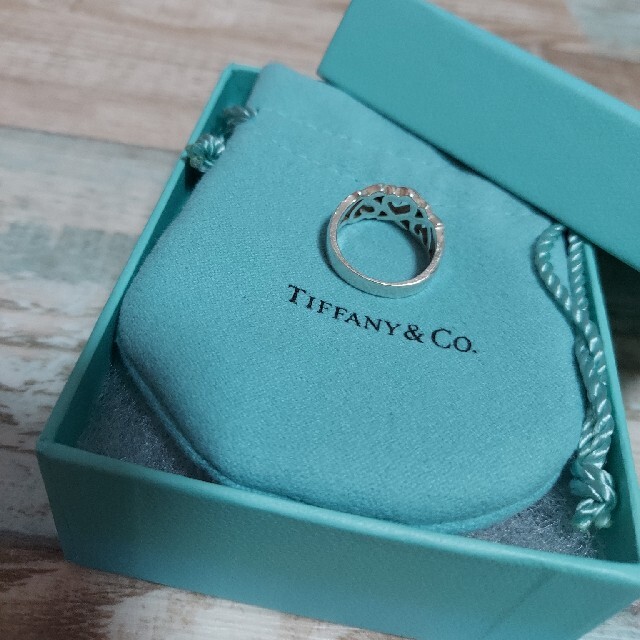 Tiffany & Co.(ティファニー)の智様専用‼️  𝕋𝕚𝕗𝕗𝕒𝕟𝕪♕トリプルハートリング レディースのアクセサリー(リング(指輪))の商品写真