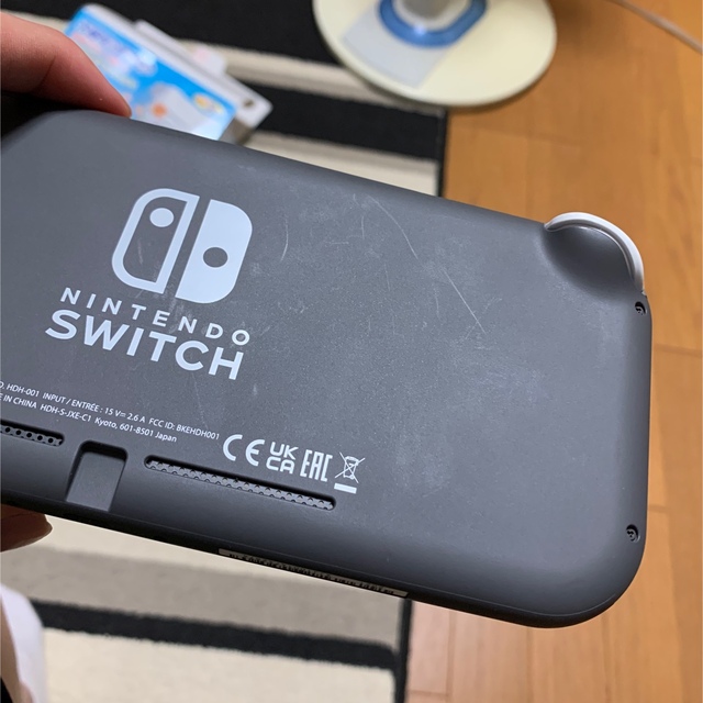 Nintendo Switch Lite 美品 エンタメ/ホビーのゲームソフト/ゲーム機本体(携帯用ゲーム機本体)の商品写真