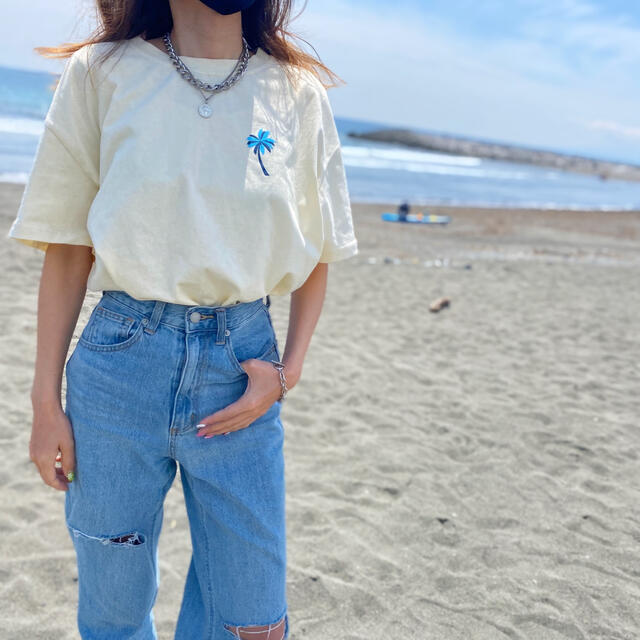 Ron Herman(ロンハーマン)の立体プリントがかわいい◎ウェストコーストパフTシャツ　クリームホワイト　RVCA メンズのトップス(Tシャツ/カットソー(半袖/袖なし))の商品写真