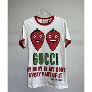 グッチ(Gucci)の【 Gucci】「ストロベリーグッチ」コットンTシャツ(Tシャツ(半袖/袖なし))