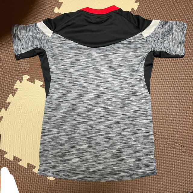 PUMA(プーマ)のミズノ半袖シャツ+ランニングシャツ スポーツ/アウトドアのサッカー/フットサル(ウェア)の商品写真