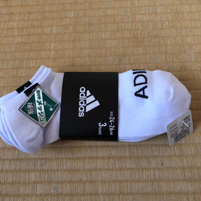 タグ付き adidasメンズソックス3足1組 24〜26センチ 白 足甲メッシュ | フリマアプリ ラクマ
