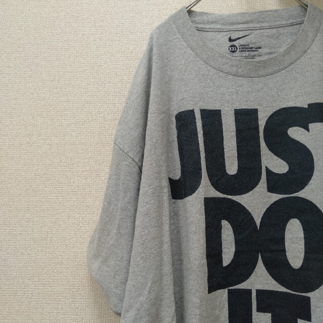 NIKE(ナイキ)のナイキ プリント 半袖Tシャツ グレー XXL ルーズフィット メンズのトップス(Tシャツ/カットソー(半袖/袖なし))の商品写真