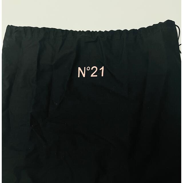 N°21(ヌメロヴェントゥーノ)の新品　ヌメロヴェントゥーノ花柄ショルダーバッグ レディースのバッグ(ショルダーバッグ)の商品写真