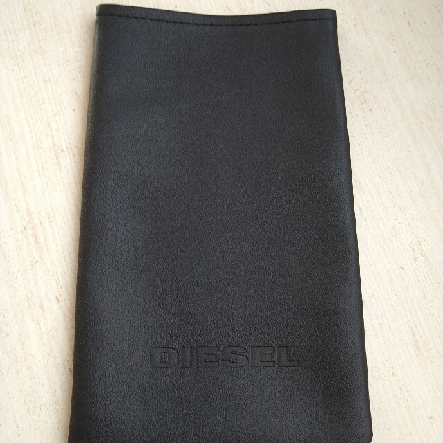 DIESEL(ディーゼル)のDIESELレザー袋　黒　２枚セット インテリア/住まい/日用品の日用品/生活雑貨/旅行(日用品/生活雑貨)の商品写真