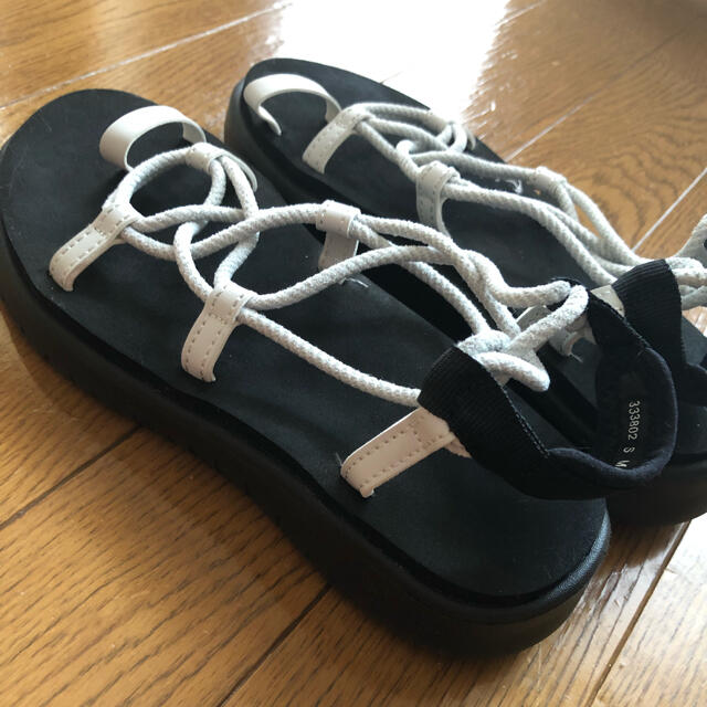 GU(ジーユー)のGU スポーツサンダル　サイズS レディースの靴/シューズ(サンダル)の商品写真