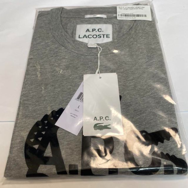 A.P.C(アーペーセー)のアーペーセー　ラコステ　ロゴ　ユニセックス　L  グレー　Tシャツ メンズのトップス(Tシャツ/カットソー(半袖/袖なし))の商品写真