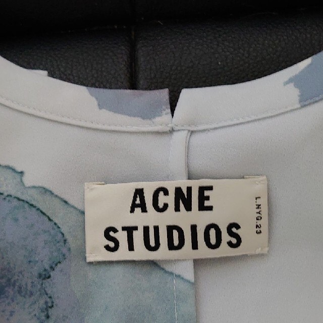 Acne Studios(アクネストゥディオズ)の美品 ACNE studios 水彩画 プリントワンピース 水彩 アクネ ドレス レディースのワンピース(ひざ丈ワンピース)の商品写真