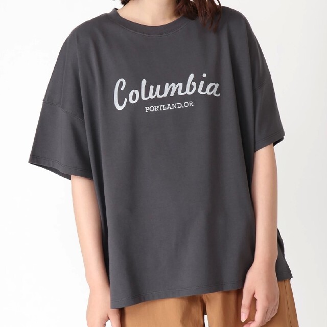 Columbia(コロンビア)のColumbiaリラクシングモーメンツショートスリーブTシャツM011Shark レディースのトップス(Tシャツ(半袖/袖なし))の商品写真