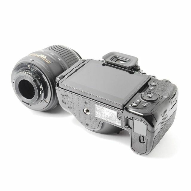 Nikon(ニコン)の❤️koko様専用❤Nikon D5500❤️高性能❤超高画質2416万画素❤ スマホ/家電/カメラのカメラ(デジタル一眼)の商品写真