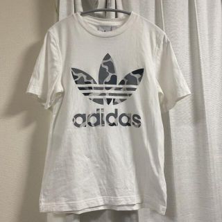 アディダス(adidas)のadidas Tシャツ(Tシャツ(半袖/袖なし))