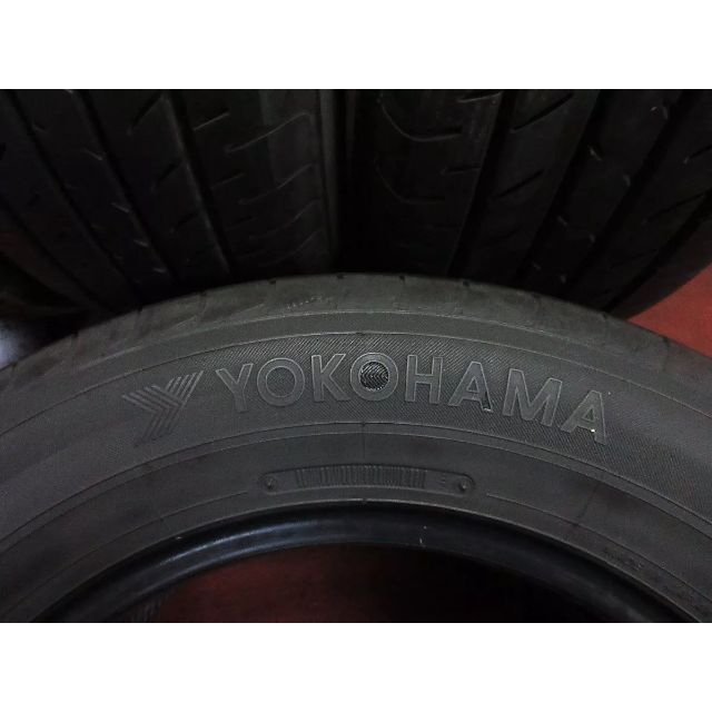 中古タイヤ4本 215/65R16 ヨコハマ ブルーアースBlue★12999T