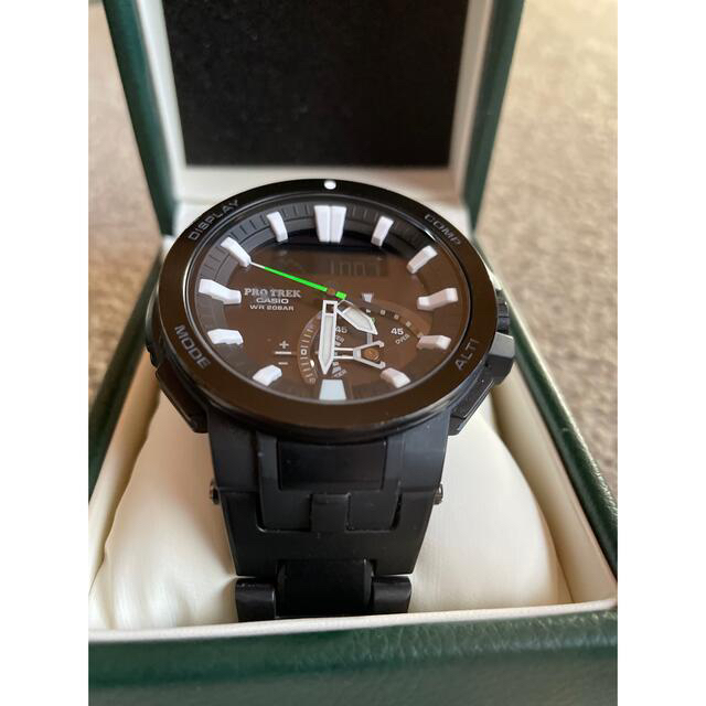 CASIO(カシオ)のCASIO カシオ　プロトレック　PRW-7000FC-1JF 値下げ メンズの時計(腕時計(デジタル))の商品写真