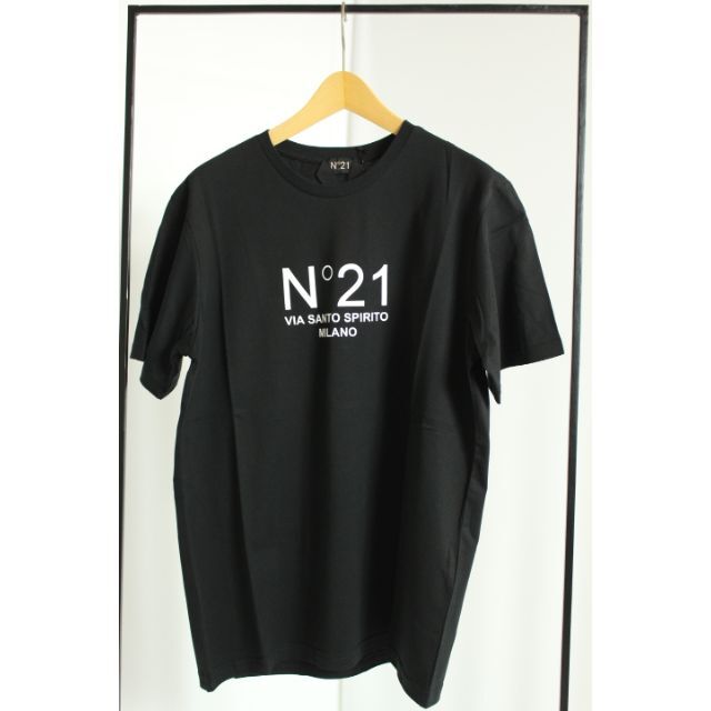 N°21 - 【新品タグ付き】 N°21 ヌメロヴェントゥーノ　ロゴTシャツブラック　サイズM