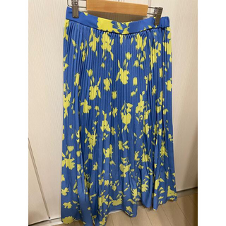オペークドットクリップ(OPAQUE.CLIP)の花柄スカート青黄色(ロングスカート)