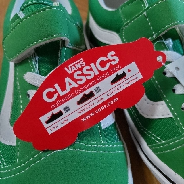 VANS(ヴァンズ)のvansスニーカー21 キッズ/ベビー/マタニティのキッズ靴/シューズ(15cm~)(スニーカー)の商品写真