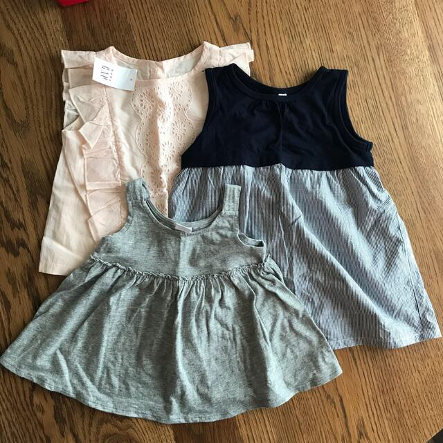 babyGAP(ベビーギャップ)のなつお様へ　baby GAP×2枚、無印良品　80㎝＋ワンピース×2枚 キッズ/ベビー/マタニティのベビー服(~85cm)(ワンピース)の商品写真