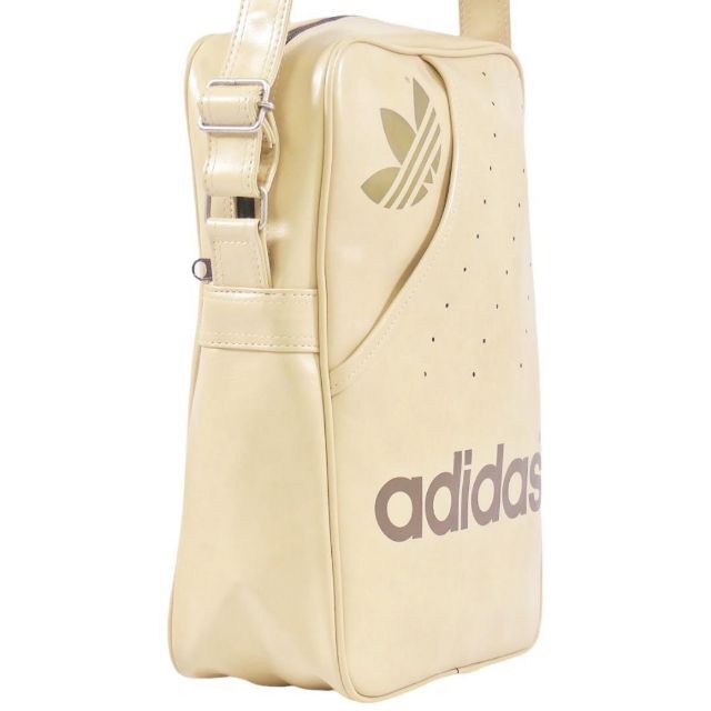 adidas(アディダス)のショルダーバッグ 斜め掛け メンズ ベージュadidas アディダスSJ1291 メンズのバッグ(ショルダーバッグ)の商品写真
