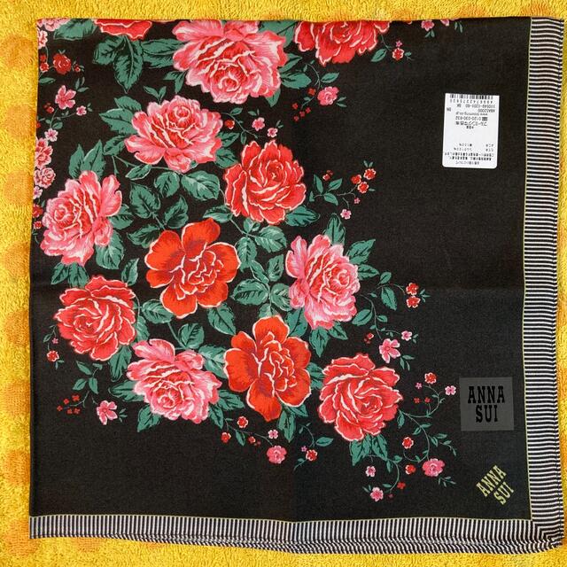 ANNA SUI(アナスイ)のアナスイ  シルクスカーフ　薔薇　蝶々柄 レディースのファッション小物(バンダナ/スカーフ)の商品写真