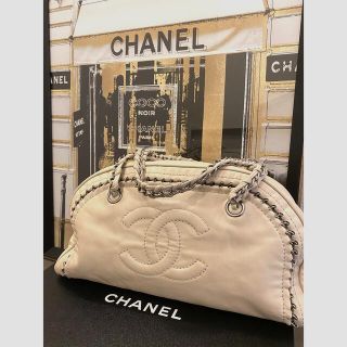 シャネル(CHANEL)のCHANEL シャネル デカココ ラグジュアリーライン ボストンバッグ ベージュ(ボストンバッグ)