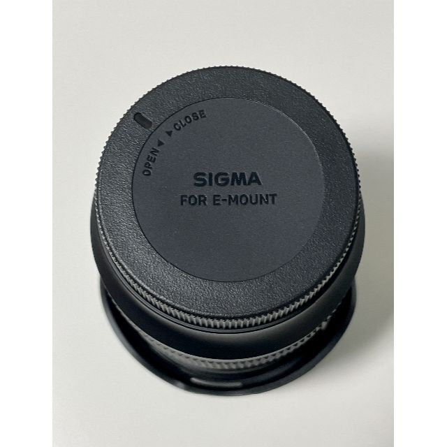 SIGMA(シグマ)の【新品同様】SIGMA シグマ 28-70mm F2.8 DG DN スマホ/家電/カメラのカメラ(レンズ(ズーム))の商品写真
