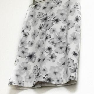COLZA - C O L Z A／ストレッチ素材／花柄タイトスカート