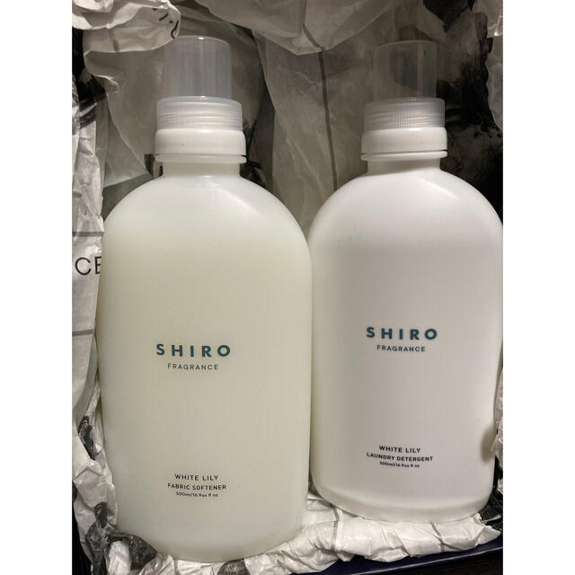 shiro(シロ)の【ゆりかさん専用】🌼SHIRO🌼ホワイトリリー洗剤＆柔軟剤セット インテリア/住まい/日用品の日用品/生活雑貨/旅行(洗剤/柔軟剤)の商品写真