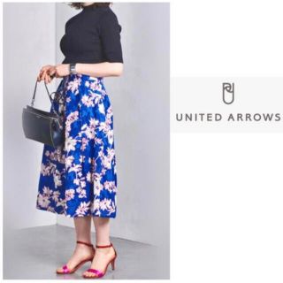 ユナイテッドアローズ(UNITED ARROWS)のユナイテッドアローズ　ジャカード　花柄　フレアスカート　青(ロングスカート)