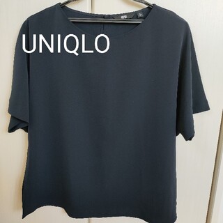 ユニクロ(UNIQLO)のユニクロ　UNIQLO　ドレープブラウス　Ｍ　カットソー　ブラウス　トップス(シャツ/ブラウス(半袖/袖なし))