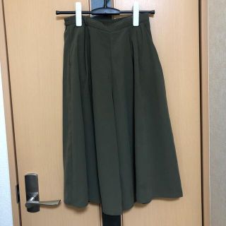 ジーユー(GU)のGUガウチョパンツ(カジュアルパンツ)