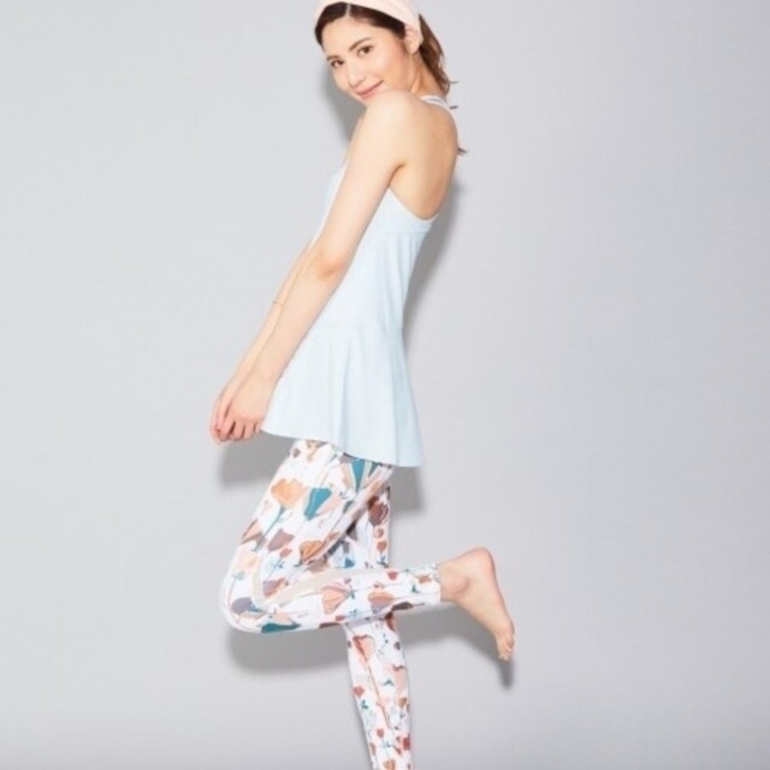 JILLstuart yoga タンクトップ+レギンスセット ヨガウェア 水着 | フリマアプリ ラクマ