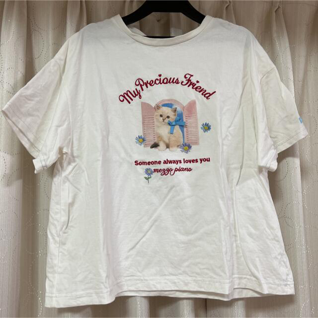 mezzo piano junior(メゾピアノジュニア)のお値下げしました！mezzo piano junior 花とこねこ半袖Tシャツ キッズ/ベビー/マタニティのキッズ服女の子用(90cm~)(Tシャツ/カットソー)の商品写真