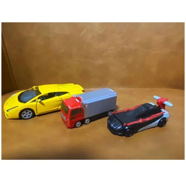 Takara Tomy(タカラトミー)のミニカー13台　おまけ1台 エンタメ/ホビーのおもちゃ/ぬいぐるみ(ミニカー)の商品写真