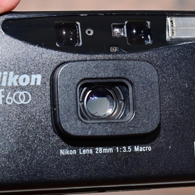 フィルムカメラ　NIKON AF600 完動品