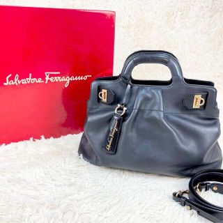 サルヴァトーレフェラガモ(Salvatore Ferragamo)の希少／美品♡フェラガモ ショルダーバッグ 2way フローレンスガンチーニ 黒(ショルダーバッグ)