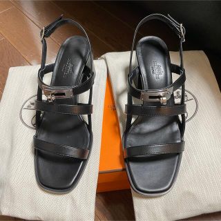 エルメス(Hermes)のエルメス ケリー　Hermes Kellyサンダル新品未使用36(サンダル)