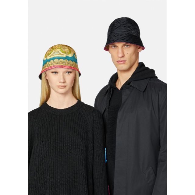 VERSACE - 新品VERSACEバケットハット派手ヴェルサーチェグッチ VERSACE - 新品VERSACEバケットハット派手ヴェルサーチェグッチ