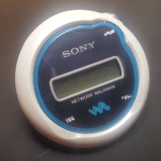 ウォークマン(WALKMAN)のSONY ウォークマン NW-E107 メモリータイプ 乾電池式 & x-アプリ(ポータブルプレーヤー)