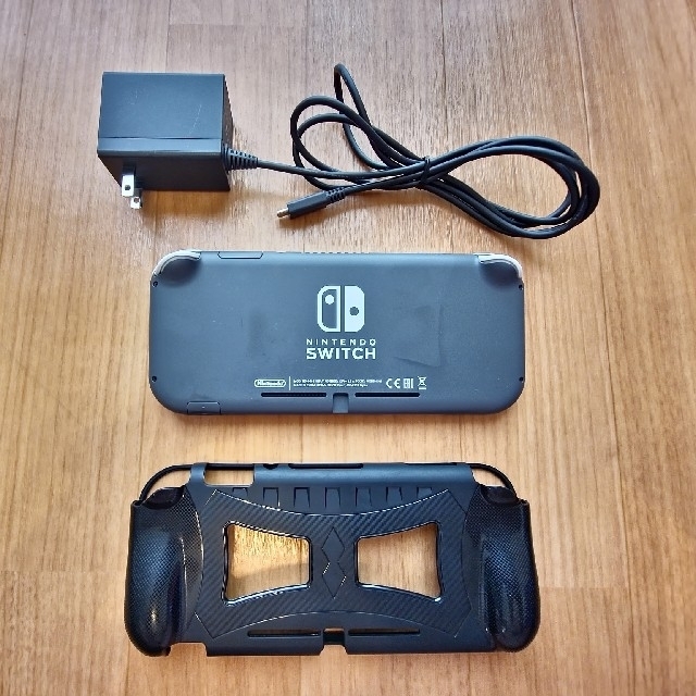 Nintendo Switch Lite グレー ケース&保護フィルム付き Nintendo Switch Lite グレー ケース&保護フィルム付き