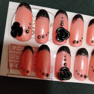 ネイルチップ ピンク 黒 薔薇 現品のみ