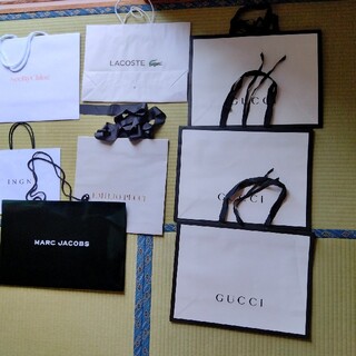 グッチ(Gucci)のGUCCI紙袋3枚　いろいろ紙袋(ショップ袋)