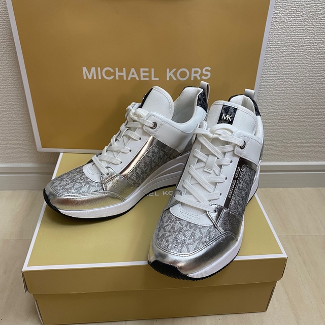 送料込 MICHAEL KORS マイケルコース MK ロゴ スニーカー ilam.org