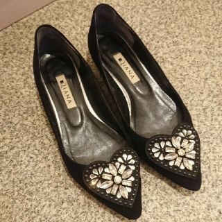 ダイアナ ローヒールパンプスの通販 400点以上 | DIANAを買うならラクマ